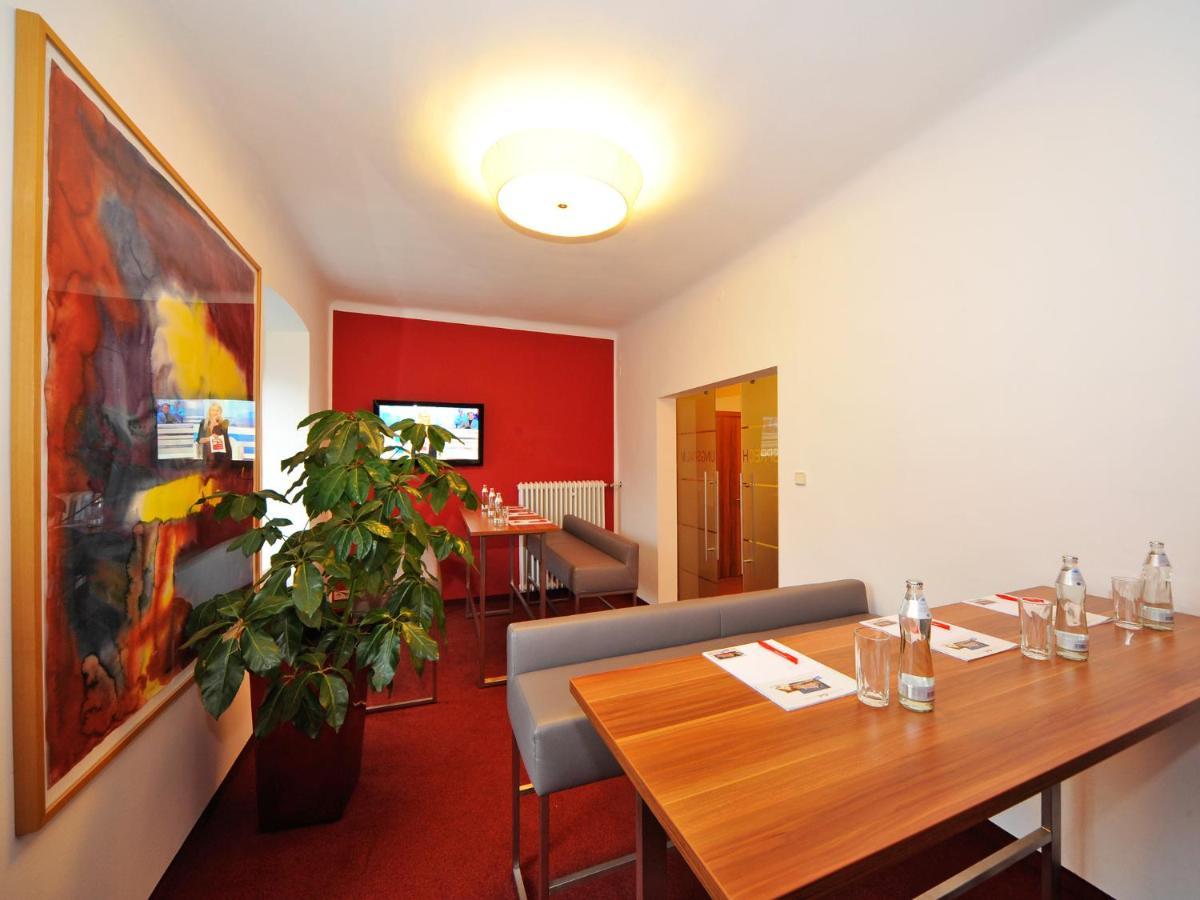 ספיטל אן דר דראו Hotel Ertl & Restaurant El Venado מראה חיצוני תמונה