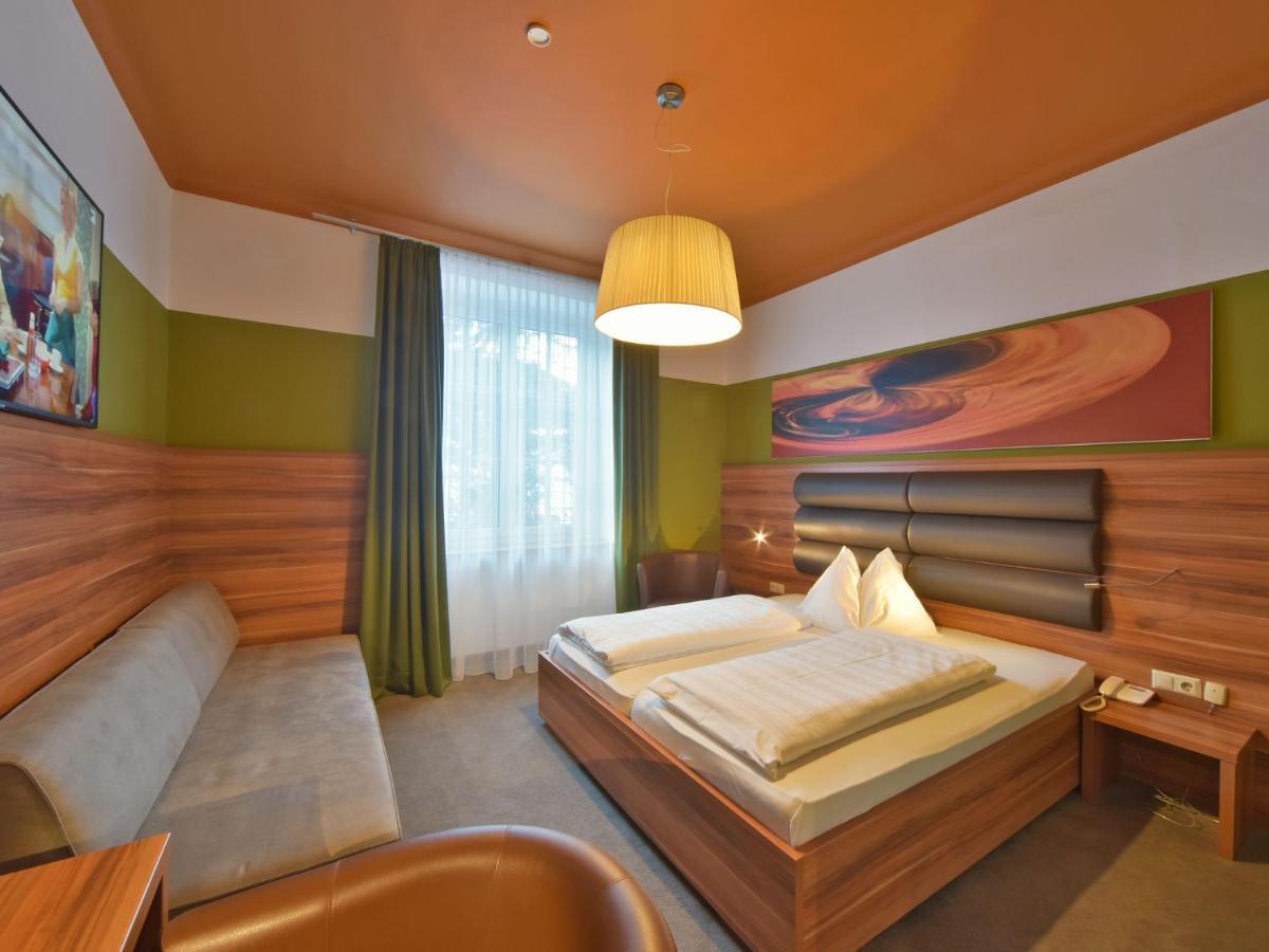 ספיטל אן דר דראו Hotel Ertl & Restaurant El Venado מראה חיצוני תמונה