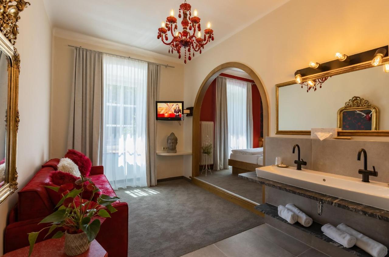 ספיטל אן דר דראו Hotel Ertl & Restaurant El Venado מראה חיצוני תמונה