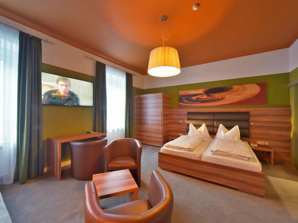 ספיטל אן דר דראו Hotel Ertl & Restaurant El Venado מראה חיצוני תמונה